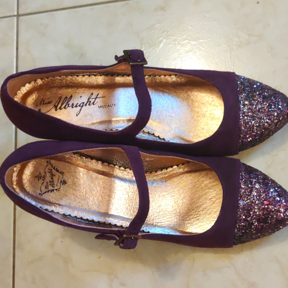 Brand new Miss Albright Anthropologie purple suede sparkle heels, size 7M